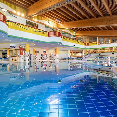 Vronis Waldhaus 2*