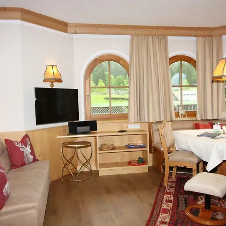Appart hôtel Vronis Waldhaus 4*